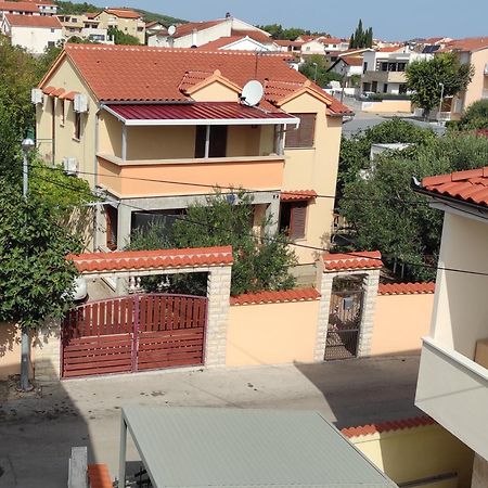 Studio Apartments Izabela Vodice Exterior photo