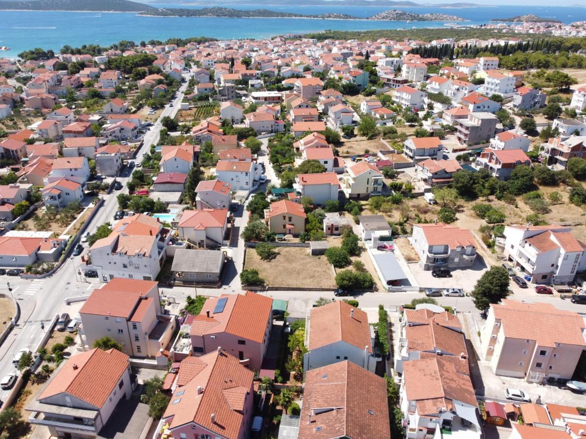 Studio Apartments Izabela Vodice Exterior photo